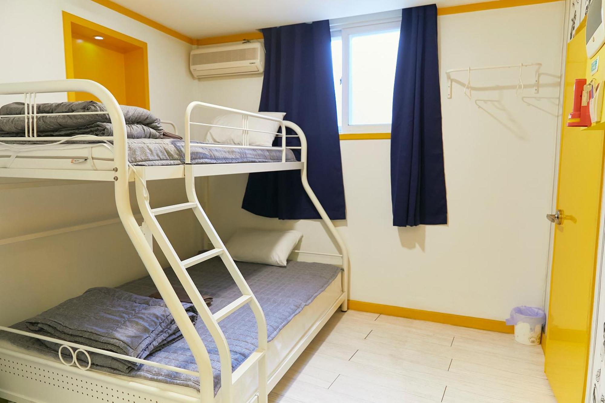 Travelers A Korea Hostel Seoul Exteriör bild