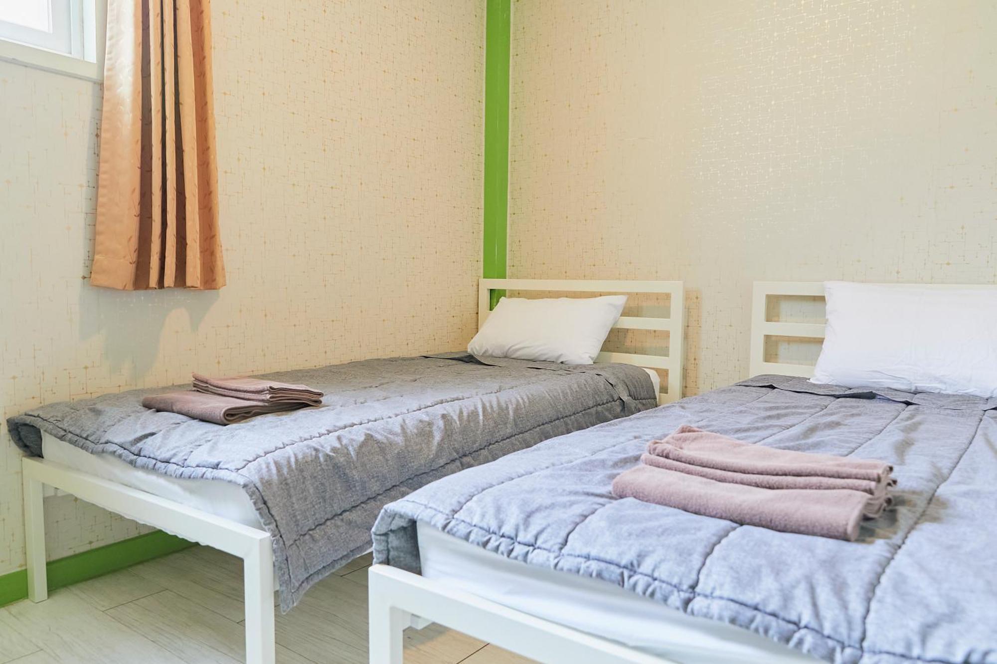 Travelers A Korea Hostel Seoul Exteriör bild
